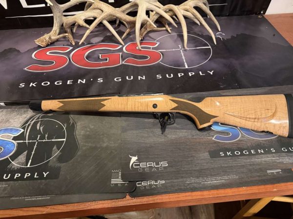pix438748684.jpg WINCHESTER MODEL 70 SUPER – GRADE MAPLE 264WM 26″ BLUED — Serial # PT11290YV35G